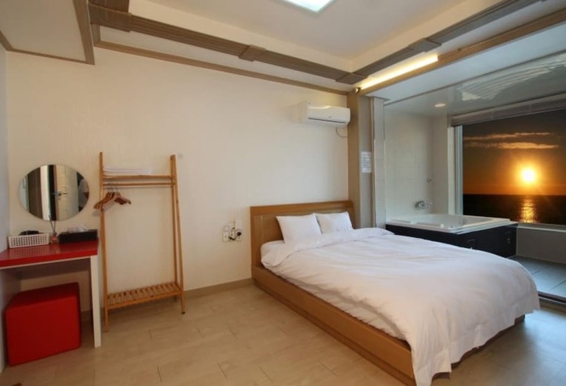 Goseong Daori Pension