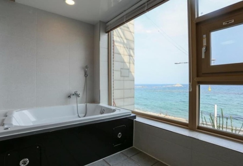 Goseong Daori Pension