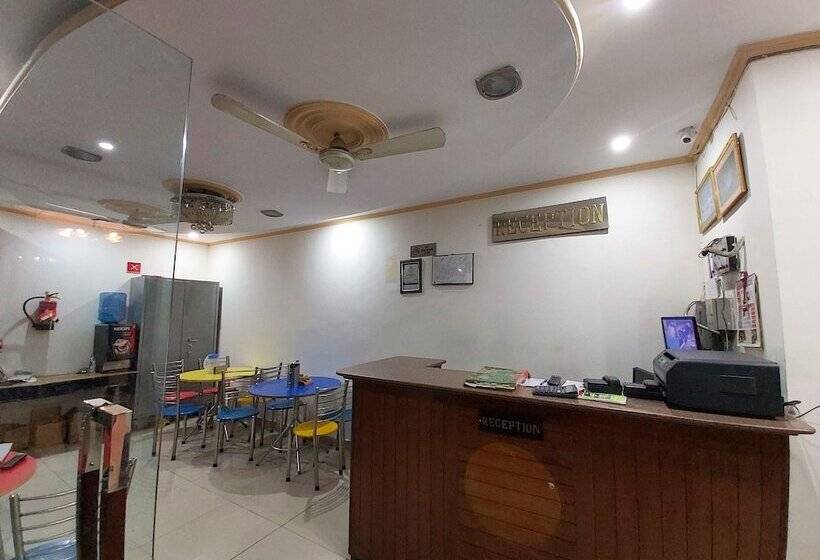 בית מלון כפרי Goroomgo Dolls Inn Nainital