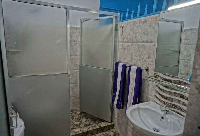 فندق Nathariya Negombo