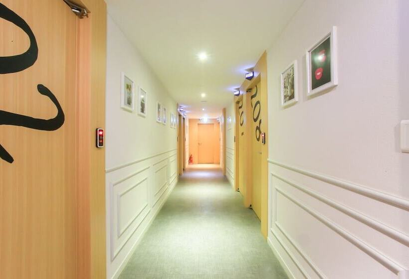 Motel Anyang Carlito