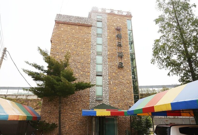 Motel Asan World Park