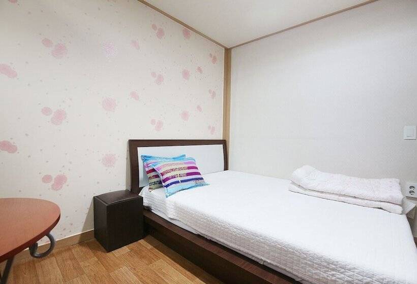 Motel Asan World Park