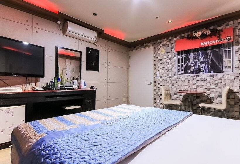 Motel Changwon Bonggokdong Seven