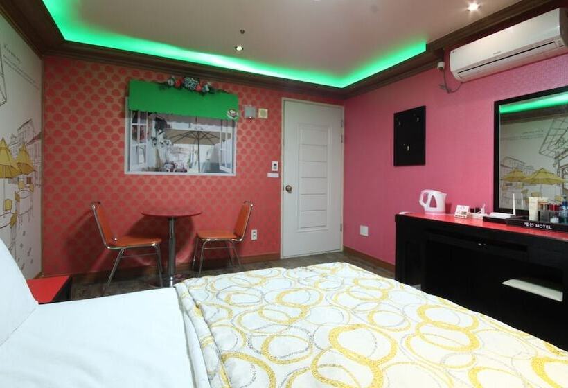 Motel Changwon Bonggokdong Seven
