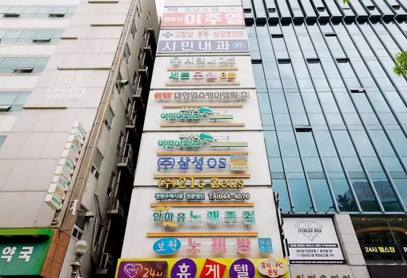 Motelli Changwon Bonggokdong Seven