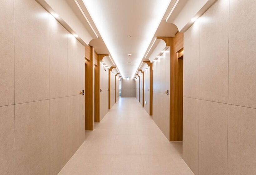 مُتل Changwon Masan Ive