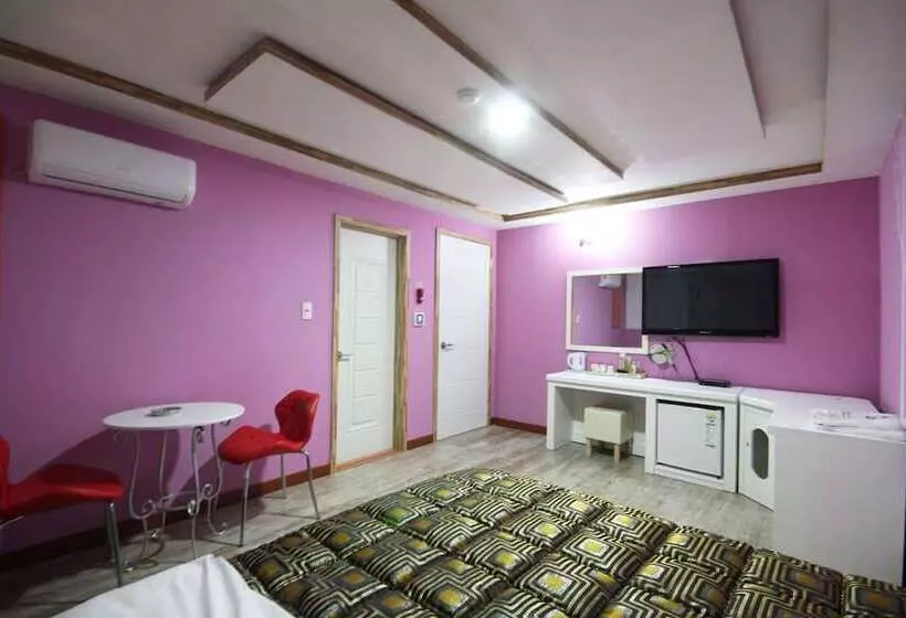 Motelli Changwon Masan Tong