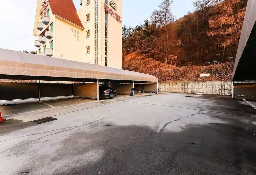 مُتل Cheongju Chojeongyaksu S