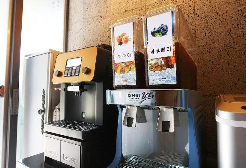 モーテル Gongju Khai