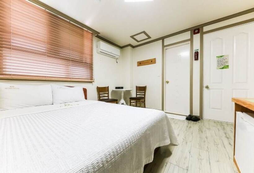 Motel Jeungpyeong Buddy Buddy