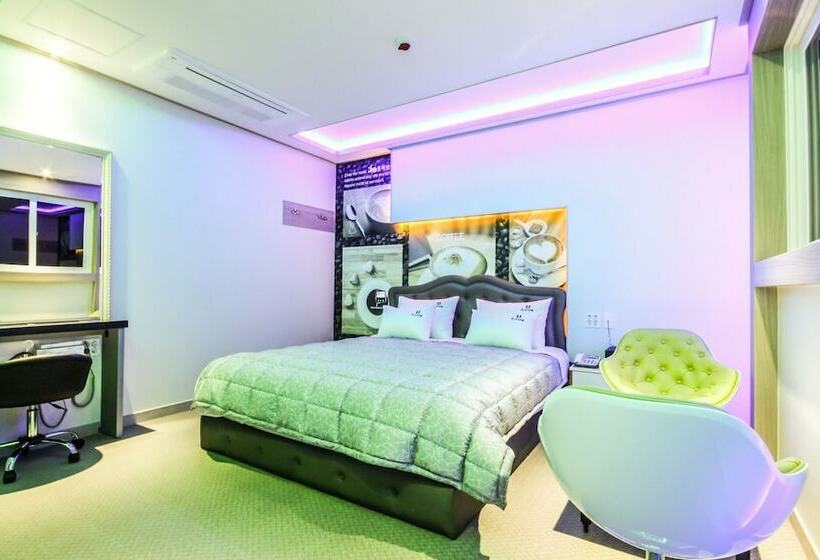 מוטל Sancheong Hyu And Joy