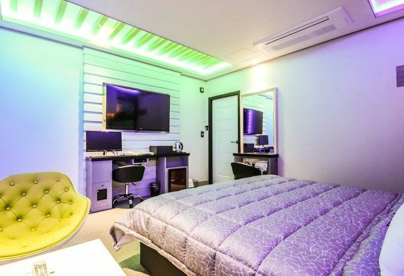 מוטל Sancheong Hyu And Joy