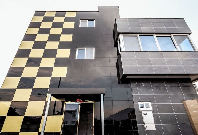 מוטל Sancheong Hyu And Joy