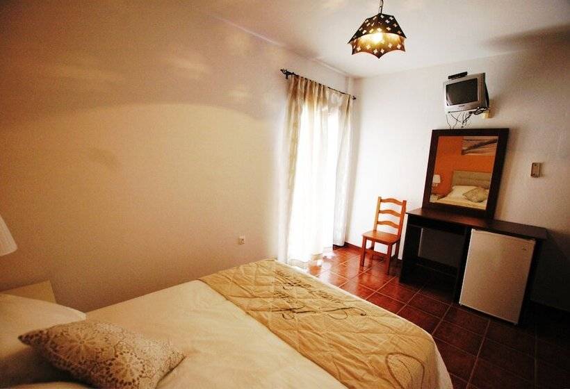 Pensió Loft Without Kitchen, With A C, Garage & Terrace