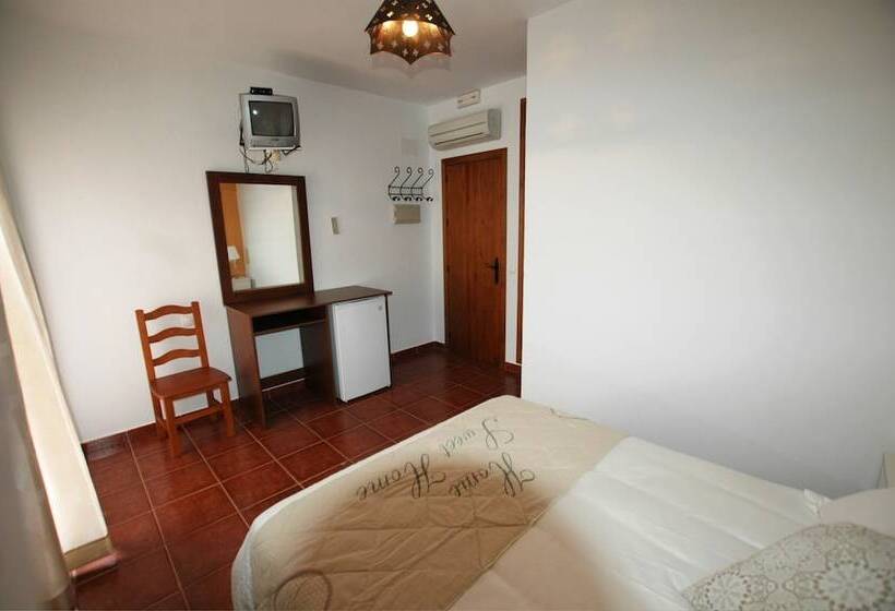 Pensió Loft Without Kitchen, With A C, Garage & Terrace