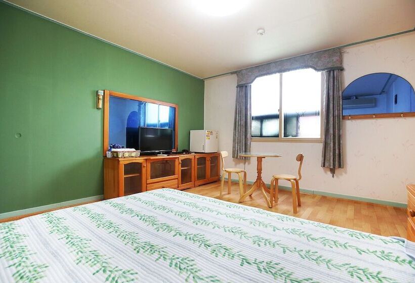 Taean Seohae Motel