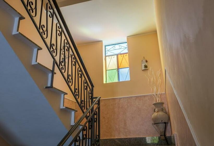 مبيت وإفطار Bb La Mortella With Pool