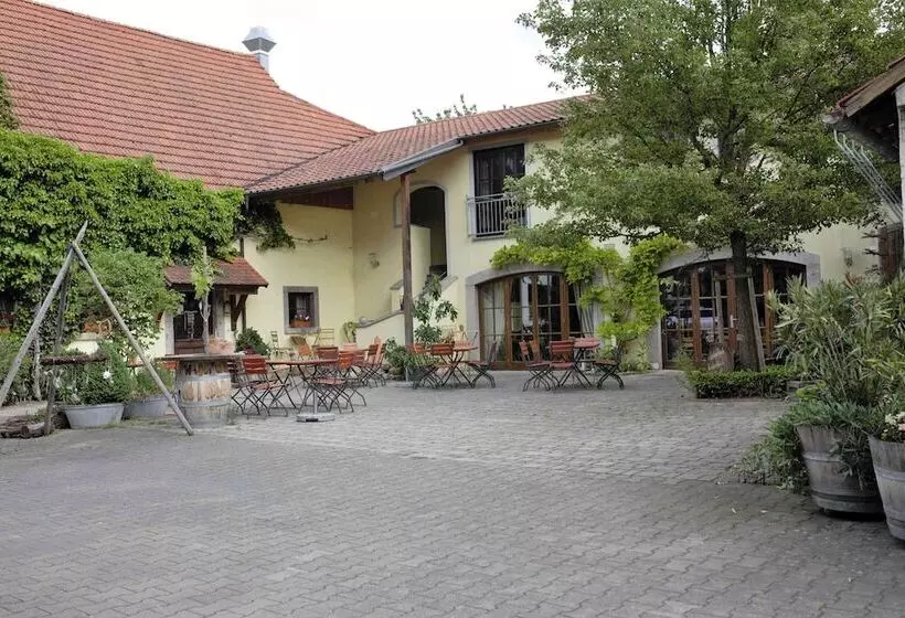 Aamiaismajoitus (B&B) Winzerstube Familie Schilling