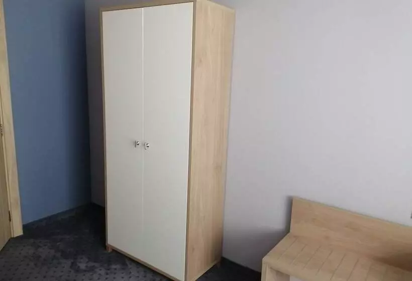 Freezone Inn   Hostel