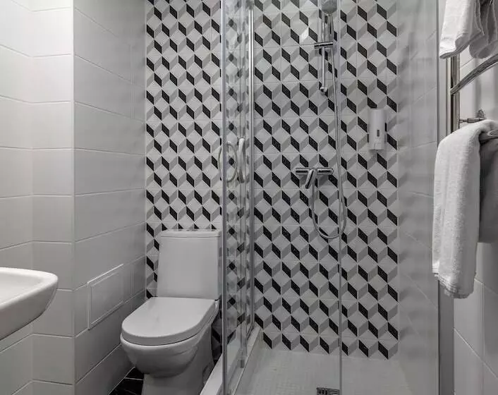 Freezone Inn   Hostel