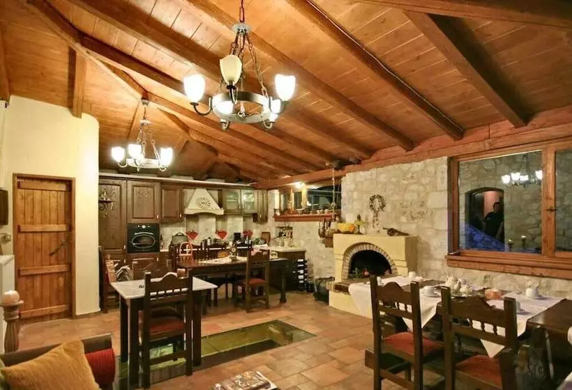 ホテル Archontiko Kolokotroni