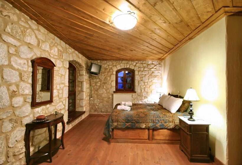 ホテル Archontiko Kolokotroni