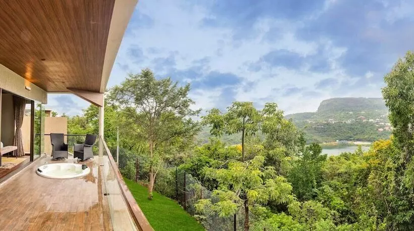 Hotelli Aveda Suites At Aamby Valley City