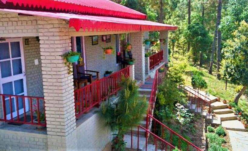 בית מלון כפרי Majkhali Woods, Ranikhet, By Himalayan Eco Lodges