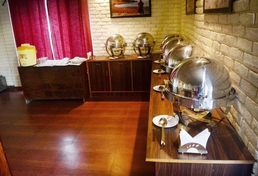 Hotelli Majkhali Woods, Ranikhet, By Himalayan Eco Lodges