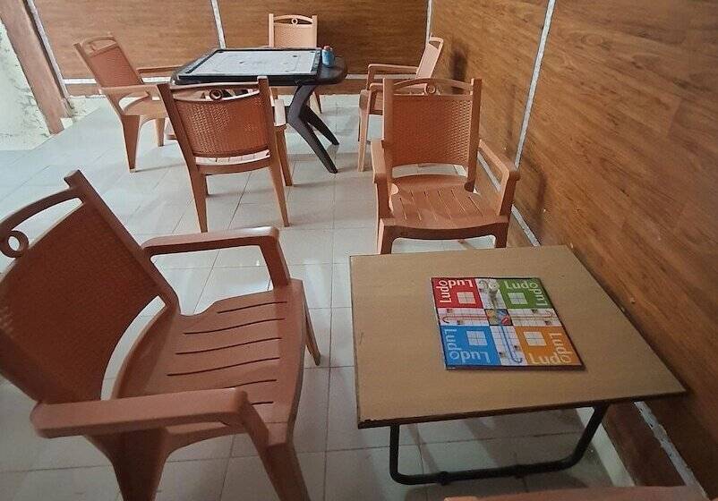 בית מלון כפרי Majkhali Woods, Ranikhet, By Himalayan Eco Lodges