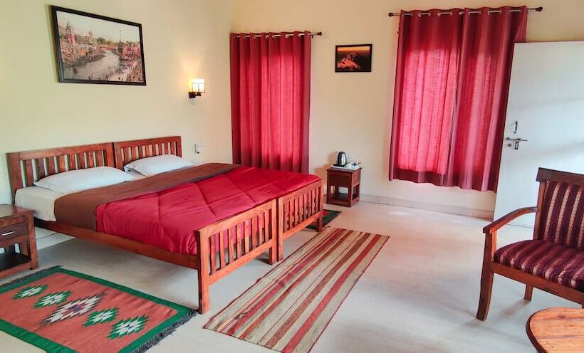 בית מלון כפרי Majkhali Woods, Ranikhet, By Himalayan Eco Lodges