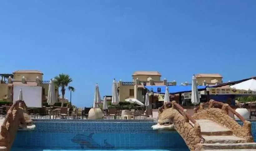 هتل Marseilia Beach 3