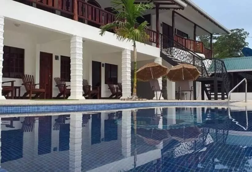 Hotelli Ocean View Cahuita