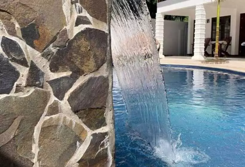Hotelli Ocean View Cahuita