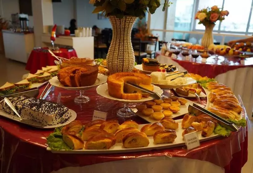 ホテル Pak Suítes