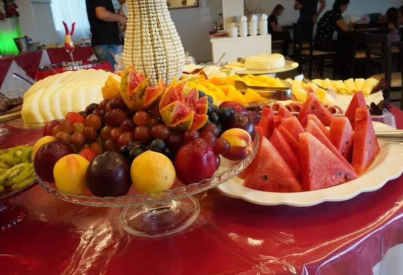 ホテル Pak Suítes