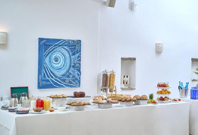 Отель Paolas τown Boutique