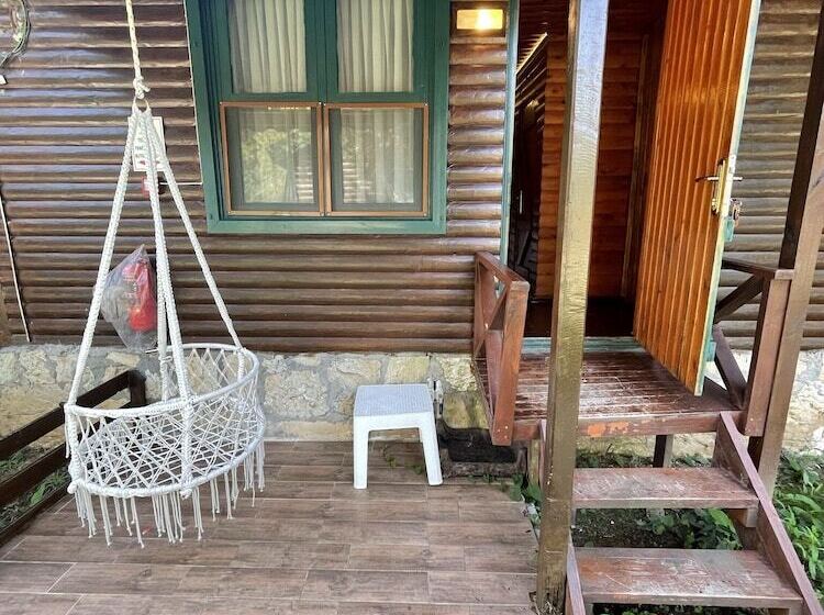 هتل Paradise Plus Agva