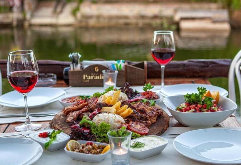 هتل Paradise Plus Agva