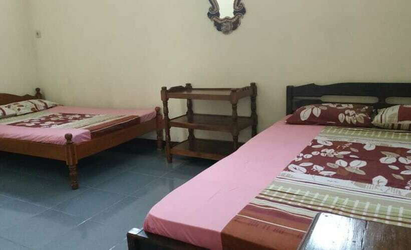 호텔 Pondok Wisata Jati Diri Jatijajar Syariah