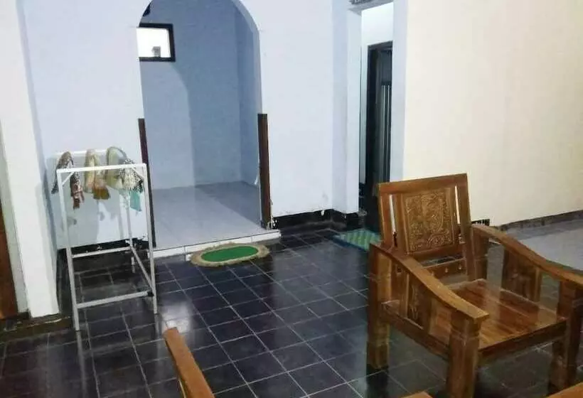 Hotelli Pondok Wisata Jati Diri Jatijajar Syariah