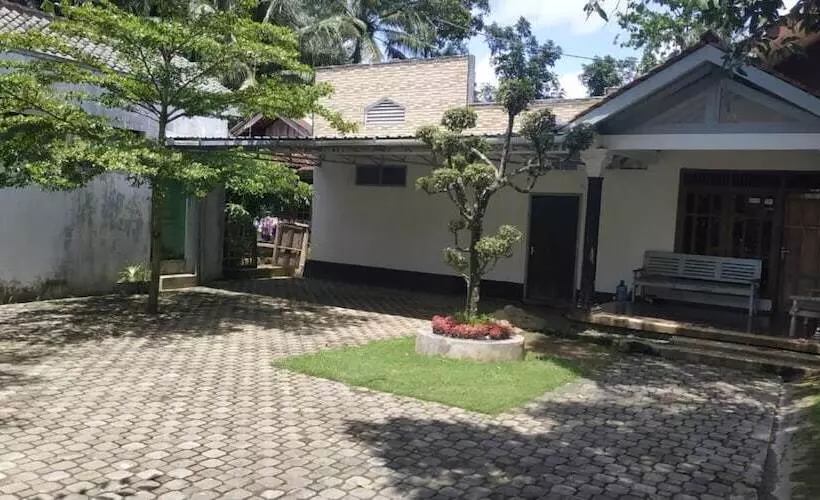 Hotelli Pondok Wisata Jati Diri Jatijajar Syariah