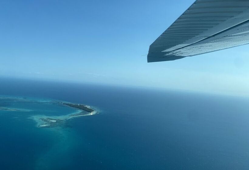 호텔 Saadani Safari Lodge Bush, River, Beach