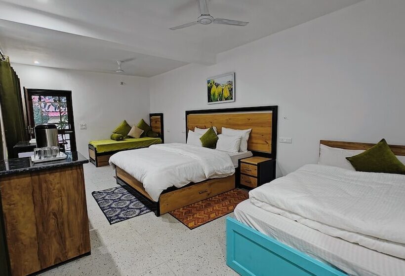 בית מלון כפרי Vedant Valley Resort, Kund