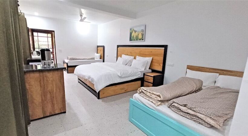 בית מלון כפרי Vedant Valley Resort, Kund