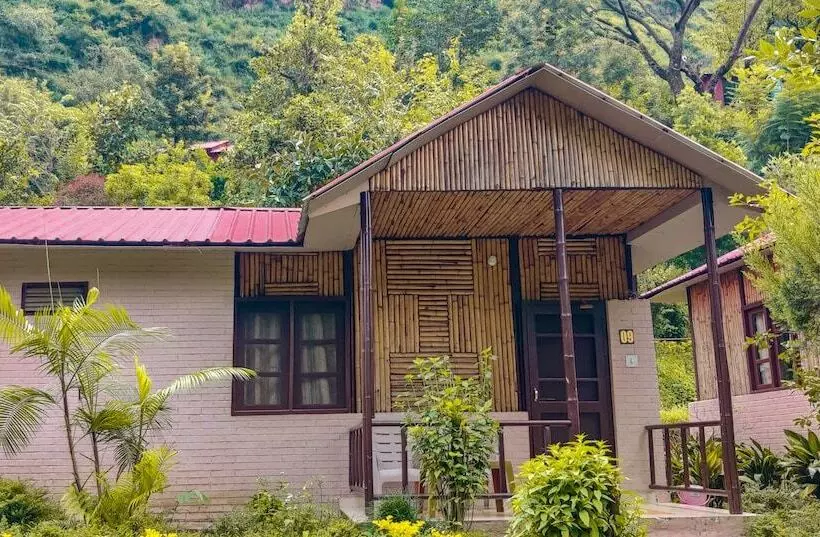 هتل Vedant Valley Resort, Kund