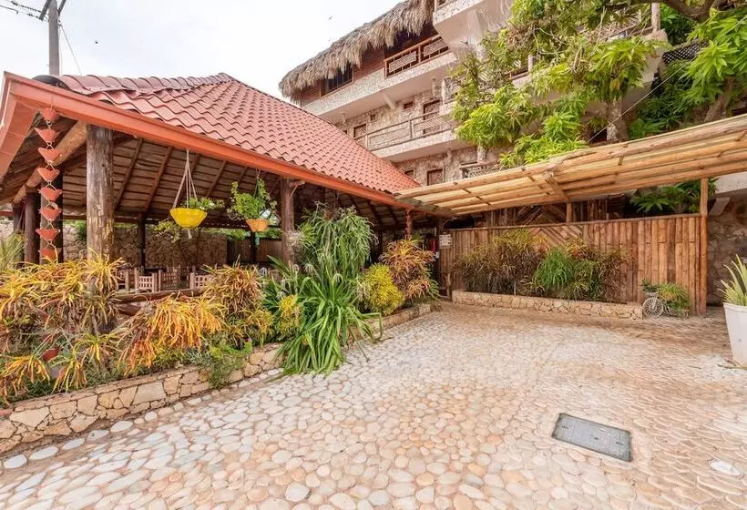 هتل Vista De Aguilas Ecolodge
