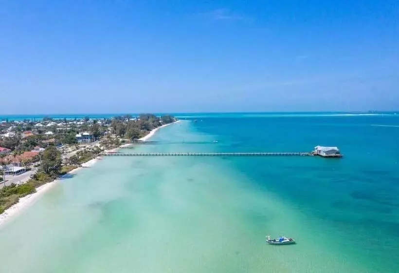 モーテル Captain S Quarters At Anna Maria Island Inn