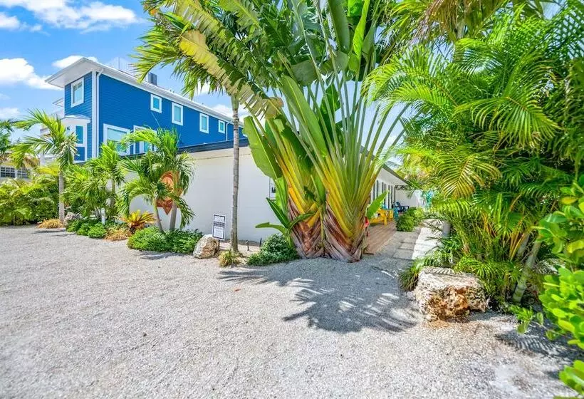 モーテル Captain S Quarters At Anna Maria Island Inn